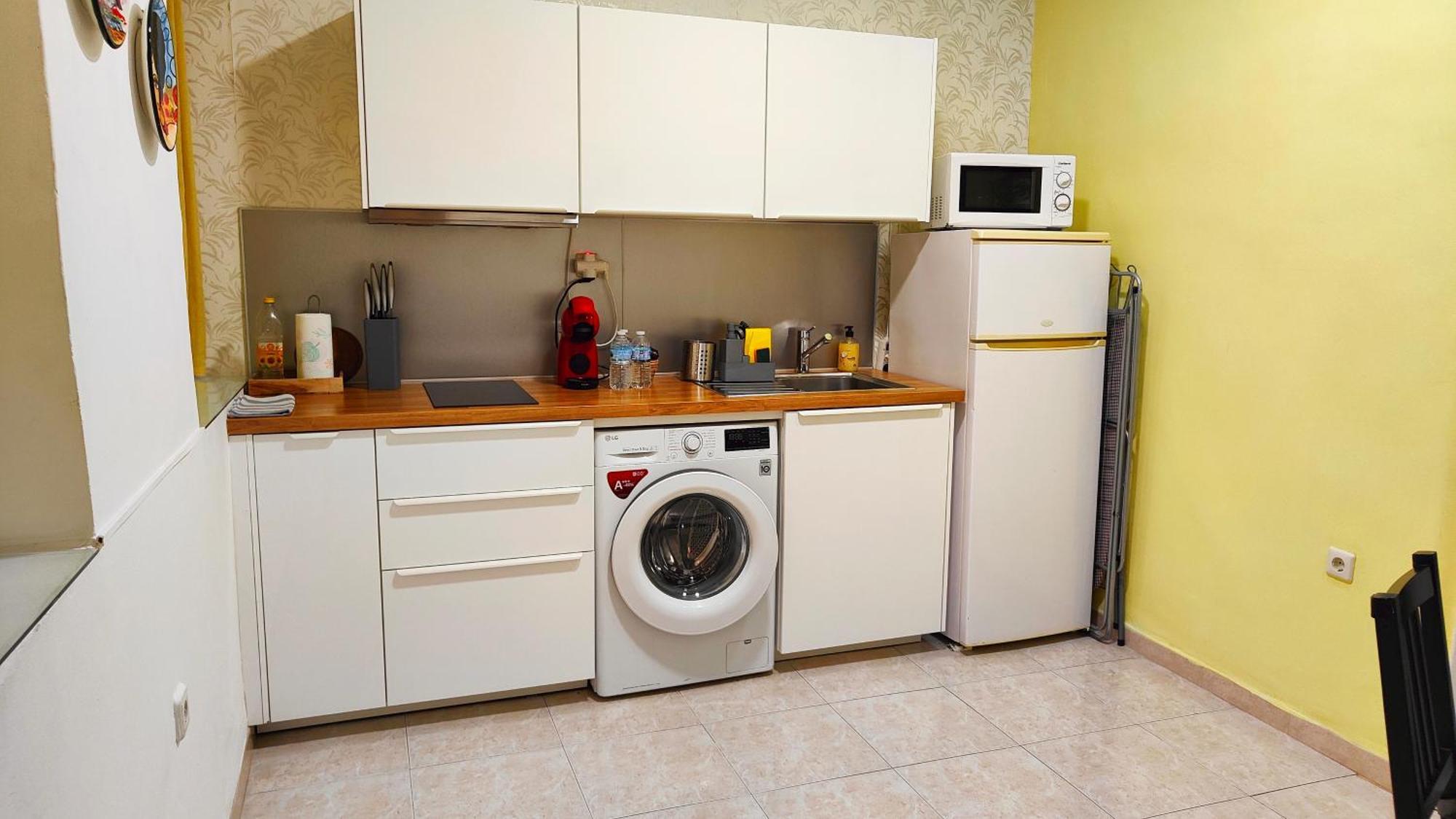 Apartamento Junto A Calle Larios Malaga Bagian luar foto