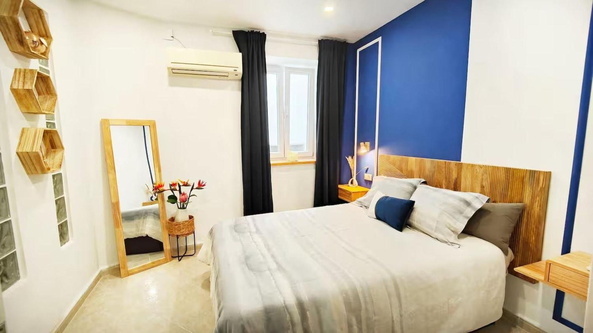 Apartamento Junto A Calle Larios Malaga Bagian luar foto